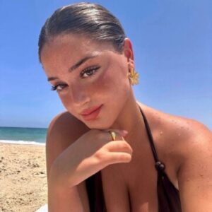 Profile photo of nikki